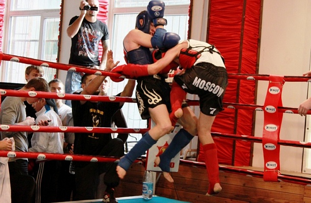 Купить занятие тайским боксом в Новосибирске. Сервис Ultra Подарки. Хотите взять уроки Муай Тай в клубе тайского бокса? Купите сертификат на занятие тайским боксом в Новосибирске. Сервис UltraPodarki.ru 8 800 505 95 30. Занятия тайским боксом, тайский бокс индивидуальные занятия, занятия тайским боксом в Новосибирске, тайский бокс цена, тайский бокс тренировка, тайский бокс клуб, тайский бокс клуб в Новосибирске, муай тай, уроки муай тай, сертификат на тайский бокс, Муай Тай Новосибирск, Тайский бокс Новосибирск, купить тайский бокс, купить муай тай, купить Тайский бокс Новосибирск