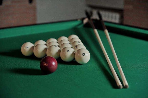 Игра в бильярд Новосибирск.Ultra Подарки. Игра в бильярд Новосибирск. Попробуйте настоящий бильярд, в бильярдном клубе. Сервис: UltraPodarki.ru 8 800 505 95 30. Игра в бильярд, игра в бильярд Новосибирск, русский бильярд, русский бильярд Новосибирск, бильярдный клуб, бильярдный клуб Новосибирск, бильярд Новосибирск, купить бильярд Новосибирск