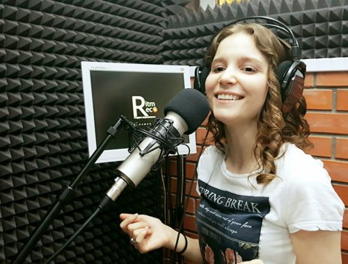  Индивидуальные занятия вокалом в Новосибирске. Ultra Подарки. Купить сертификат на индивидуальные занятия вокалом в Новосибирске и уроки обучения вокалу.  Сервис UltraPodarki.ru 8 800 505 95 30. Индивидуальные занятия вокалом, занятия вокалом в Новосибирске, обучение вокалу Новосибирск, уроки вокала Новосибирск, школа вокала Новосибирск, занятие вокалом для детей, занятия вокалом, обучение вокалу, уроки вокала, школа вокала, уроки вокала обучение, вокальные уроки, индивидуальные занятия вокалом Новосибирск