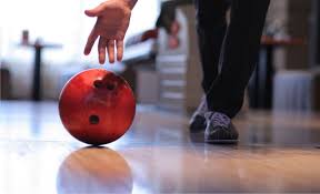 Игра в боулинг в Новосибирске.Ultra Подарки. Игра в боулинг в Новосибирске. Сервис: UltraPodarki.ru 8 800 505 95 30. Игра в боулинг, игра в боулинг Новосибирск, боулинг Новосибирск, купить боулинг Новосибирск, играть в боулинг, играть в боулинг Новосибирск