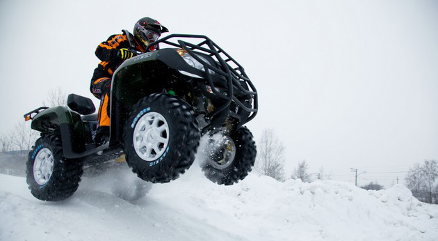 Прокат квадроциклов в Новосибирске. Подарочные сертификаты Ultra Подарки. Подарочный сертификат на прокат квадроциклов в Новосибирске. Закажите катание на квадроциклах и наслаждайтесь активным отдыхом с друзьями. Выбирайте живописные маршруты для езды на квадроциклах. Сервис UltraPodarki.ru 8800-505-9530. Катание на квадроциклах, катание на квадроциклах Новосибирск, прокат квадроциклов, прокат квадроциклов Новосибирск, езда на квадроцикле, езда на квадроцикле Новосибирск, катание на квадроциклах зимой, Катание на квадроциклах летом, сертификат на катание на квадроциклах, сертификат квадроциклы, сертификат квадроциклы Новосибирск
