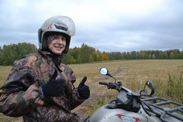 Прокат квадроциклов в Новосибирске. Подарочные сертификаты Ultra Подарки. Подарочный сертификат на прокат квадроциклов в Новосибирске. Закажите катание на квадроциклах и наслаждайтесь активным отдыхом с друзьями. Выбирайте живописные маршруты для езды на квадроциклах. Сервис UltraPodarki.ru 8800-505-9530. Катание на квадроциклах, катание на квадроциклах Новосибирск, прокат квадроциклов, прокат квадроциклов Новосибирск, езда на квадроцикле, езда на квадроцикле Новосибирск, катание на квадроциклах зимой, Катание на квадроциклах летом, сертификат на катание на квадроциклах, сертификат квадроциклы, сертификат квадроциклы Новосибирск
