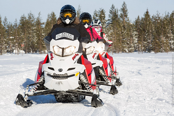 Катание на снегоходах в Новосибирске в подарок. Сервис Ultra Подарки
. Подарочный сертификат на катание на снегоходах в Новосибирске с друзьями. Закажите прокат снегоходов в подарок для мужчины по привлекательным ценам. Живописные маршруты для езды на снегоходах это отличная возможность активного отдыха. Сервис UltraPodarki.ru 8 800 505 95 30. катание на снегоходах, подарочный сертификат на катание на снегоходе, прокат снегоходов, прокат снегоходов Новосибирск, катание на снегоходах Новосибирск, езда на снегоходе