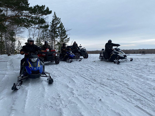 Прокат снегоходов в Новосибирске в подарок. Сервис Ultra Подарки
. Подарочный сертификат на прокат снегоходов в Новосибирске с друзьями. Закажите катание на снегоходах в подарок для мужчин и парней на день рождения по привлекательным ценам. Езда на снегоходах это ещё и активный зимний отдых. Сервис UltraPodarki.ru ☎️ 8 (800) 505-95-30	. катание на снегоходах, прокат снегоходов, прокат снегоходов Новосибирск, катание на снегоходах Новосибирск, езда на снегоходе