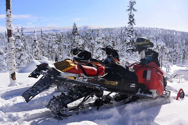 Катание на снегоходах в Новосибирске в подарок. Сервис Ultra Подарки
. Подарочный сертификат на катание на снегоходах в Новосибирске с друзьями. Закажите прокат снегоходов в подарок для мужчины по привлекательным ценам. Живописные маршруты для езды на снегоходах это отличная возможность активного отдыха. Сервис UltraPodarki.ru 8 800 505 95 30. катание на снегоходах, подарочный сертификат на катание на снегоходе, прокат снегоходов, прокат снегоходов Новосибирск, катание на снегоходах Новосибирск, езда на снегоходе