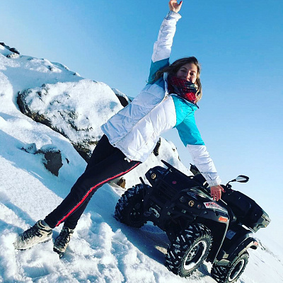 Туры на квадроциклах в Новосибирске. Подарочные сертификаты Ultra Подарки. Подарочный сертификат на большие туры на квадроциклах в Новосибирске. Закажите большой тур на квадроциклах и наслаждайтесь активным отдыхом с друзьями. Выбирайте живописные маршруты для езды на квадроциклах. Сервис UltraPodarki.ru 8800-505-9530. Туры на квадроциклах, Катание на квадроциклах, катание на квадроциклах Новосибирск, прокат квадроциклов, прокат квадроциклов Новосибирск, езда на квадроцикле, езда на квадроцикле Новосибирск, катание на квадроциклах зимой, Катание на квадроциклах летом, сертификат на катание на квадроциклах, сертификат квадроциклы, сертификат квадроциклы Новосибирск
