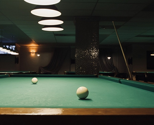 Игра в бильярд Новосибирск.Ultra Подарки. Игра в бильярд Новосибирск. Попробуйте настоящий бильярд, в бильярдном клубе. Сервис: UltraPodarki.ru 8 800 505 95 30. Игра в бильярд, игра в бильярд Новосибирск, русский бильярд, русский бильярд Новосибирск, бильярдный клуб, бильярдный клуб Новосибирск, бильярд Новосибирск, купить бильярд Новосибирск